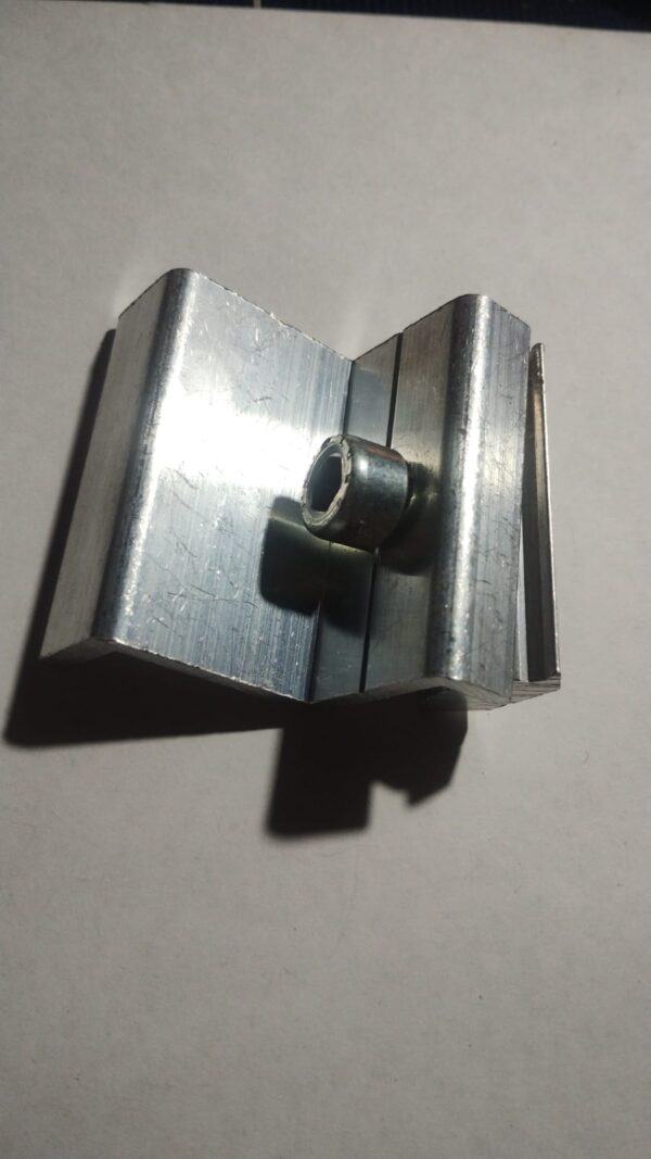 Clamp medio /panel 35mm + tuerca + bulon
